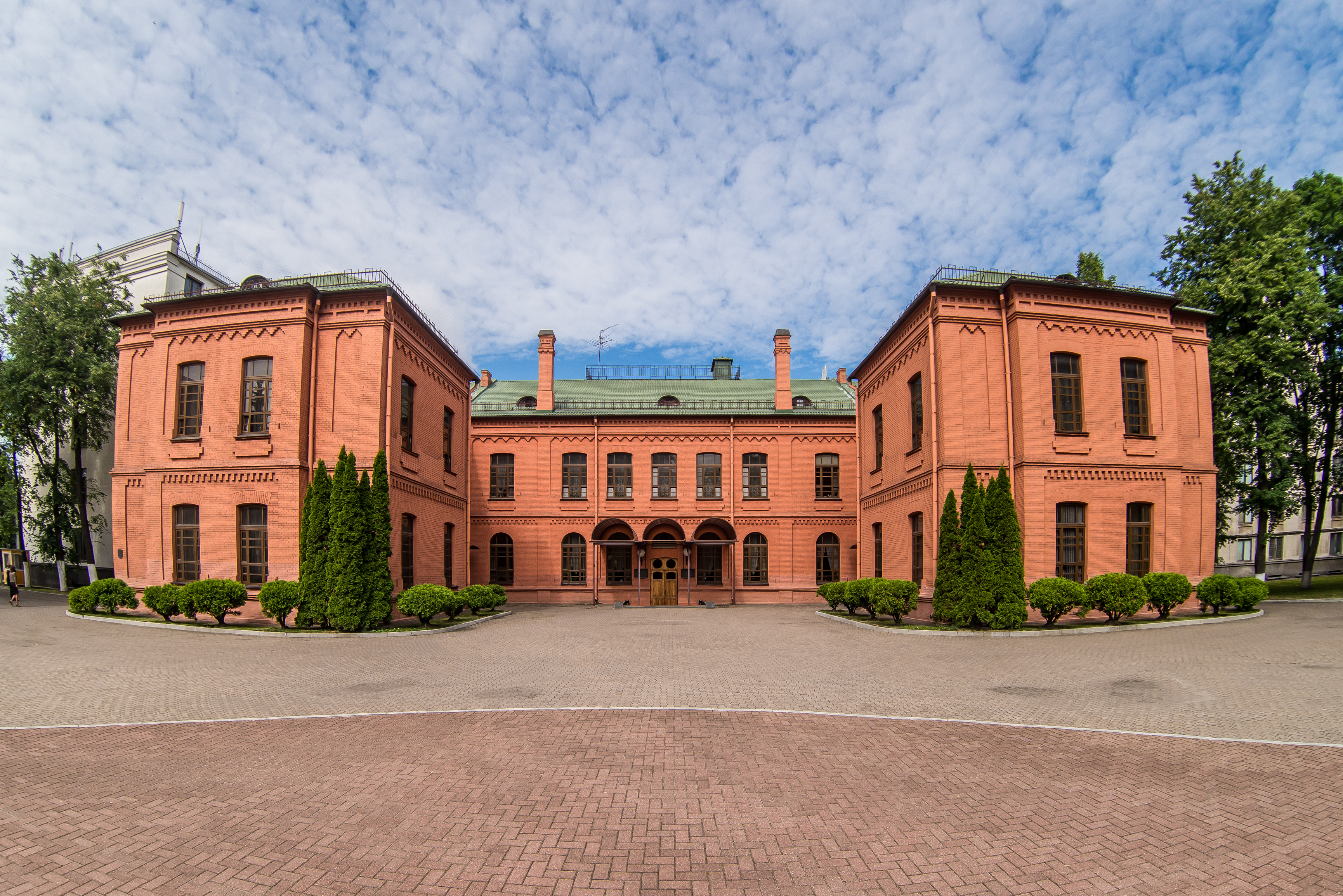 2019-2020学年的白大学费